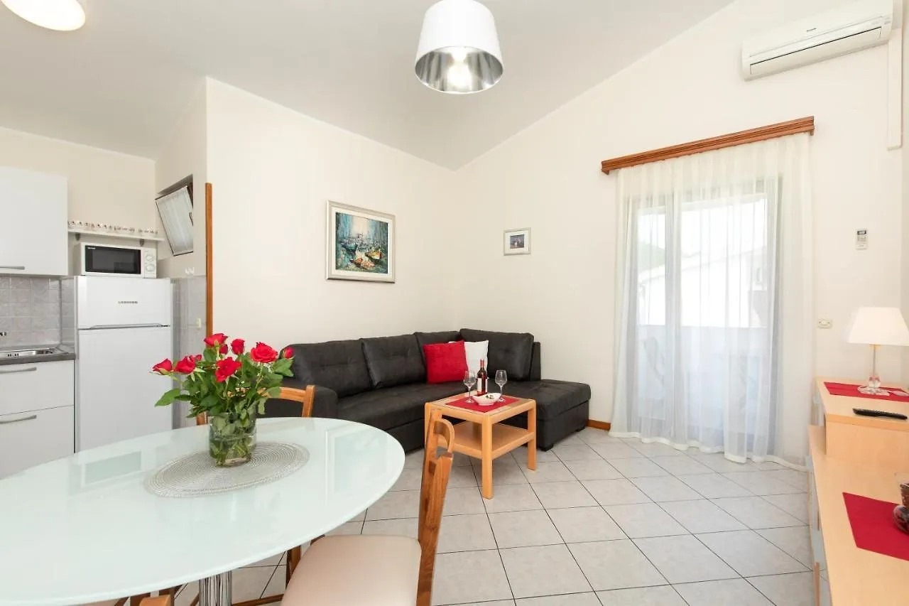 Apartments Dujmovic Ivo 1 Baška