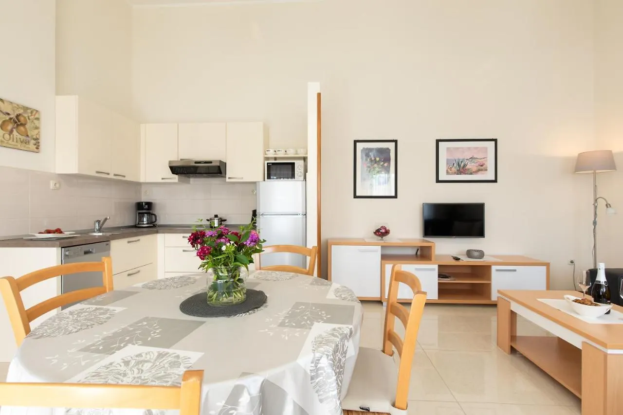 Apartments Dujmovic Ivo 1 Baška Kroatien