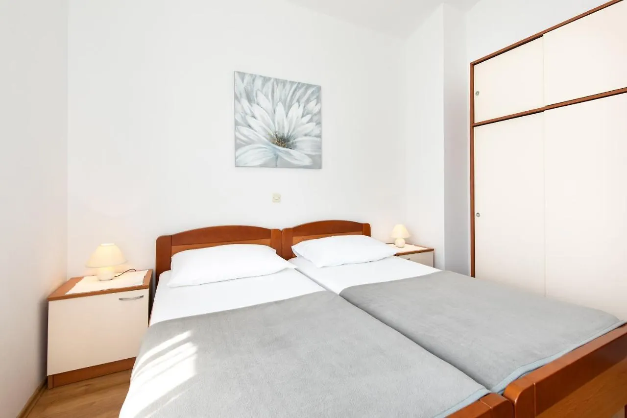 Apartments Dujmovic Ivo 1 Baška
