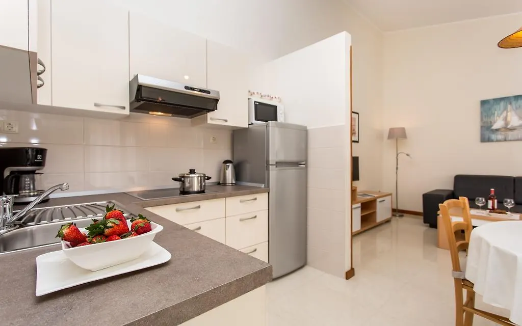 Apartments Dujmovic Ivo 1 Baška