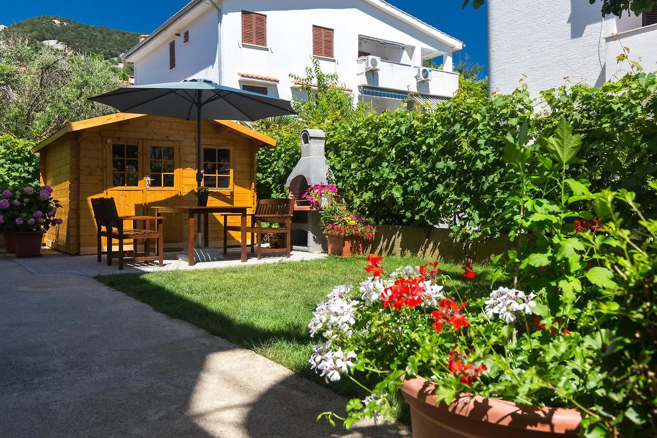 Apartments Dujmovic Ivo 1 Baška